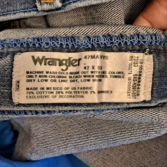 Wrangler Cowboy Cut Jeans MAVVS Regular Fit Moisture Wicking Stretch Mens 42X32 - Picture 4 of 9